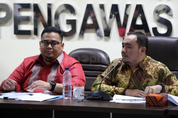 Amien Rais Serukan People...