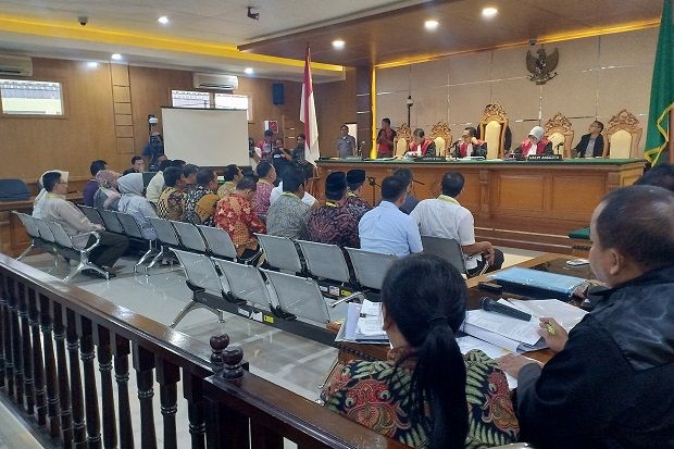 Dicecar Soal Pemberian...
