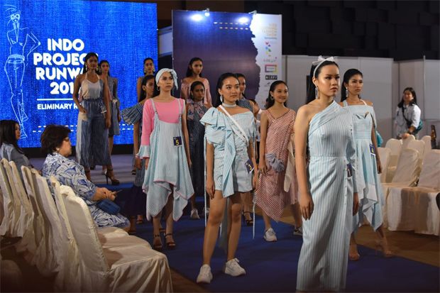 E-Commerce Fashion Ini...