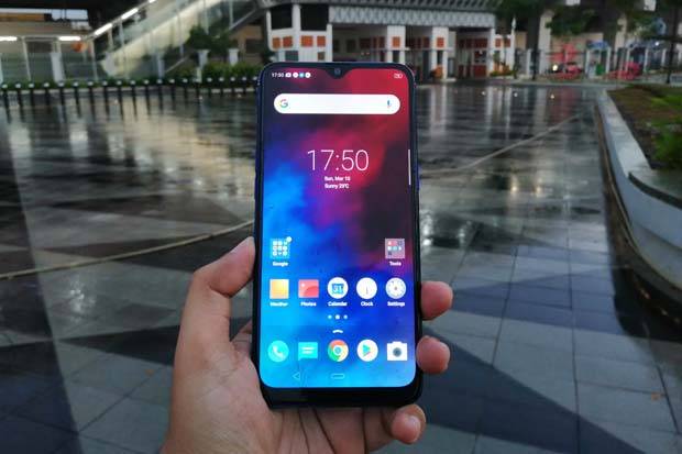 Handphone Realme 3 Terjual...