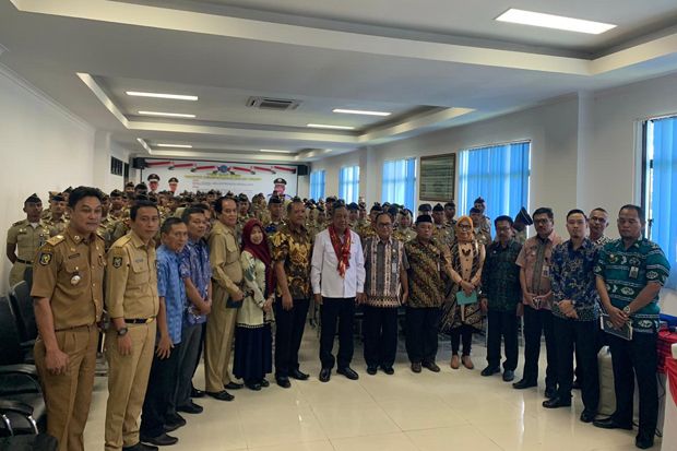 Bupati Toraja Utara...