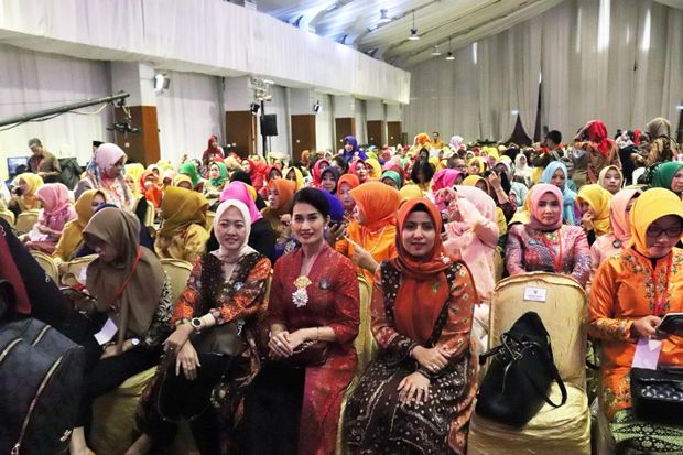 Thia Yufada Dodi Reza:...