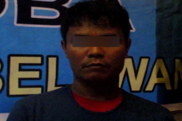 Perampok Mobil Bermuatan...