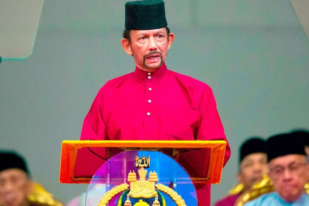 Hukum Rajam LGBT, Sultan...