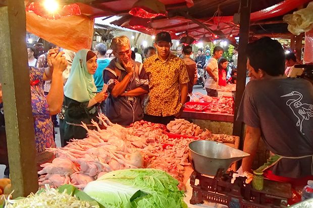 Sebulan Jelang Puasa,...