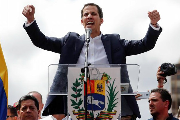 Cabut Imunitas Guaido,...