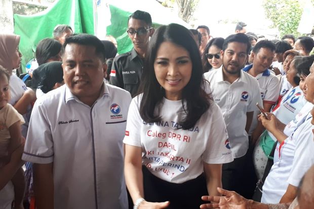 Hadiri Bazar Murah Perindo,...