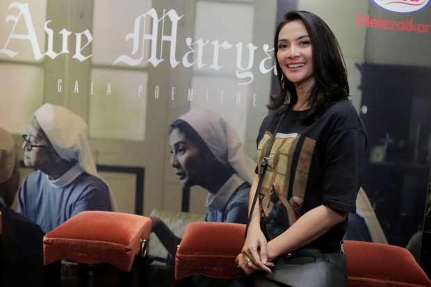 Sutradara Ave Maryam...