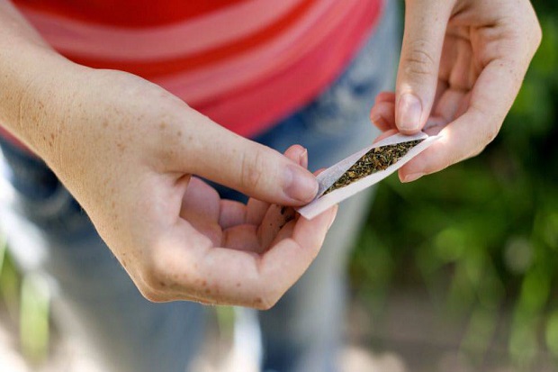 Ganja yang Dijual di...