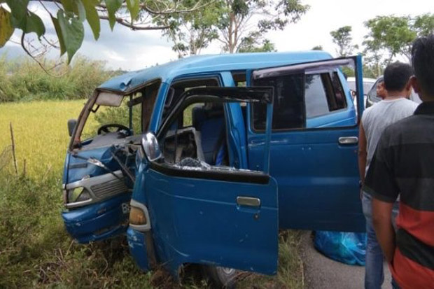 Sopir Mengantuk, Mobil...