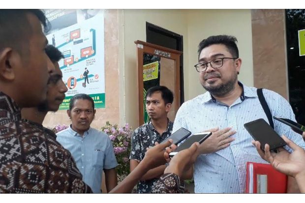 2 Terdakwa Penggelapan...
