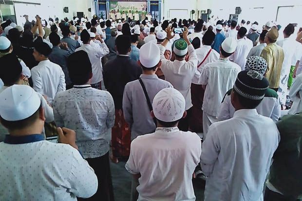 Pertemuan Akbar, Santri...