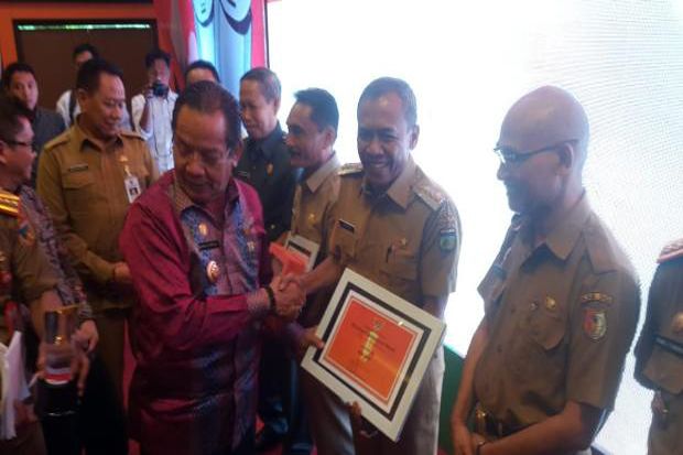Wali Kota Palu Hidayat...