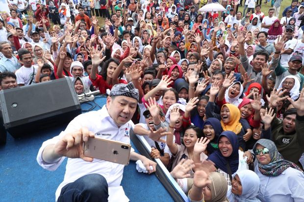 Nge-Vlog Bareng HT,...