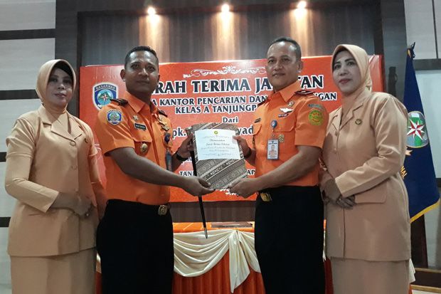 Mu\min Maulana Resmi...