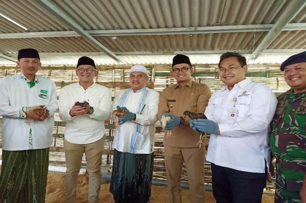 Pesantren Kembangkan...