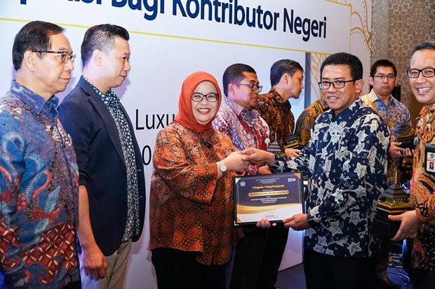 Sumbang Pendapatan Negara,...
