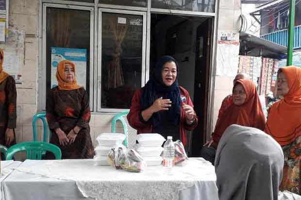 Rutin Temui Warga Lansia,...