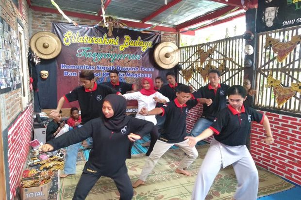 Caleg Perindo Ajak Pegiat...