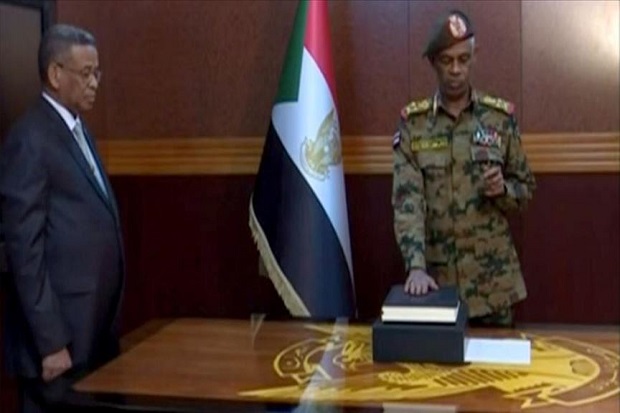Sudan Tunjuk Menteri...