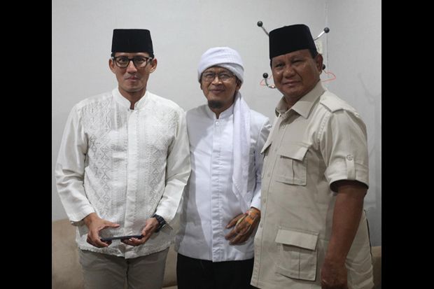 Bertemu Prabowo-Sandi,...