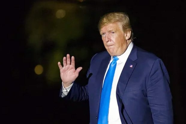 Trump Pertimbangkan...