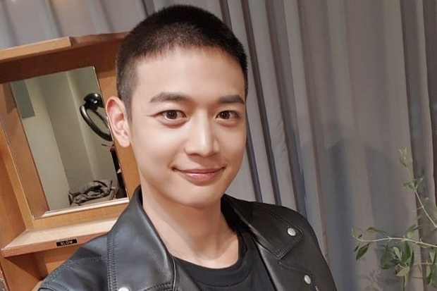 Minho Shinee Tulis Surat...