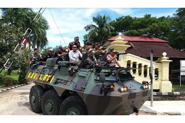 Korem 143/Haluoleo Kerahkan...
