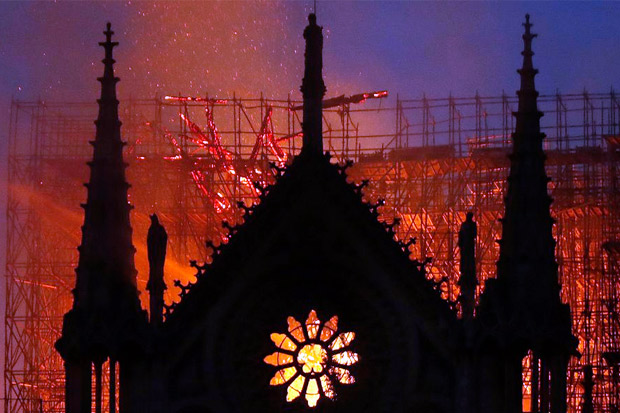 Katedral Notre-Dame...