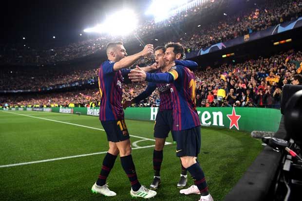 Messi Dua Kali Robek...