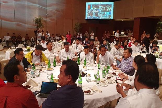Suasana Jokowi-Maruf...