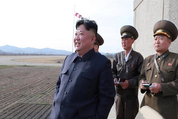 Kim Jong-un Pimpin Uji...