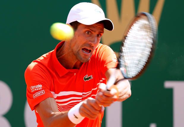 Djokovic Bentrok Petenis...