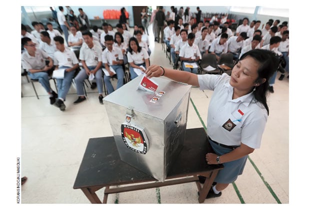 Masyarakat Diminta Tahan...