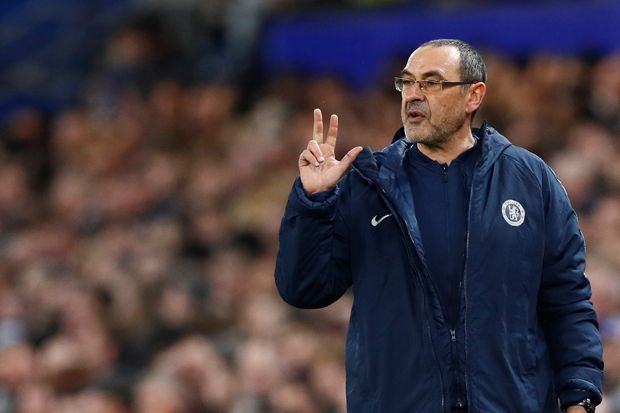 Sarri Tak Peduli Chelsea...