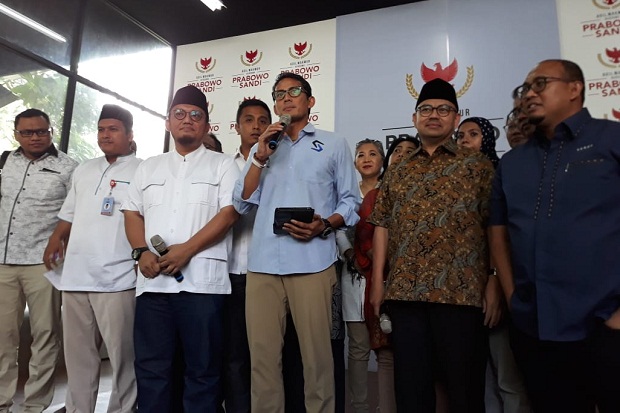 Pendukung Prabowo-Sandi...