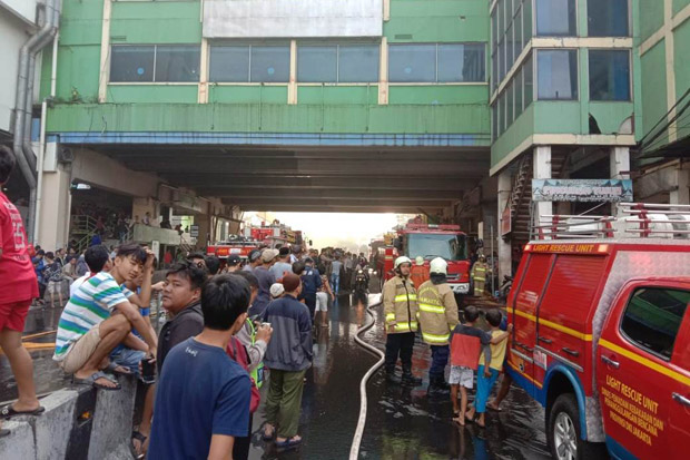 Lantai Tiga Pasar Tanah...
