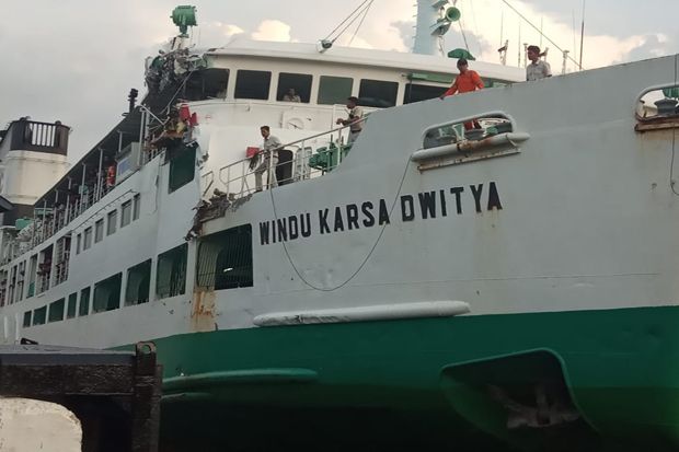 2 Kapal Penumpang Terlibat...