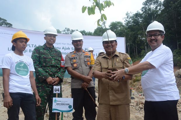 Peringati Hari Bumi,...