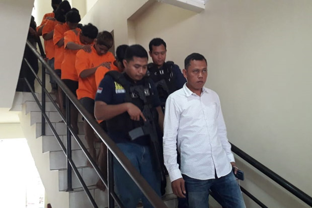 Tawuran Remaja Berdarah...