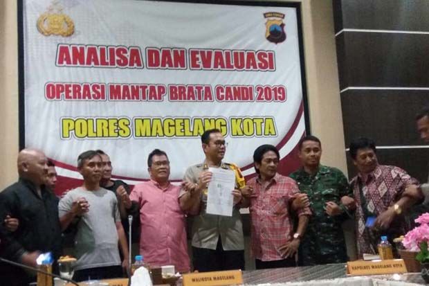 Sempat Bertikai, Dua...