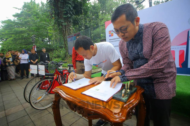 Dongkrak Penerimaan...