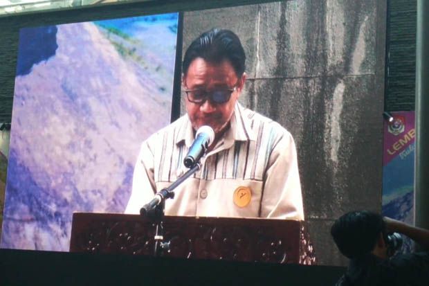 Di Festival Tiga Gunung,...