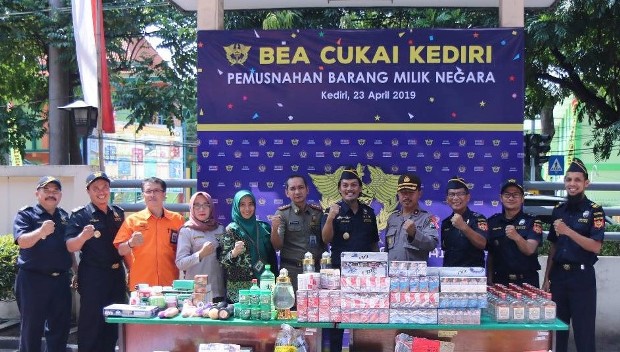 Bea Cukai Musnahkan...