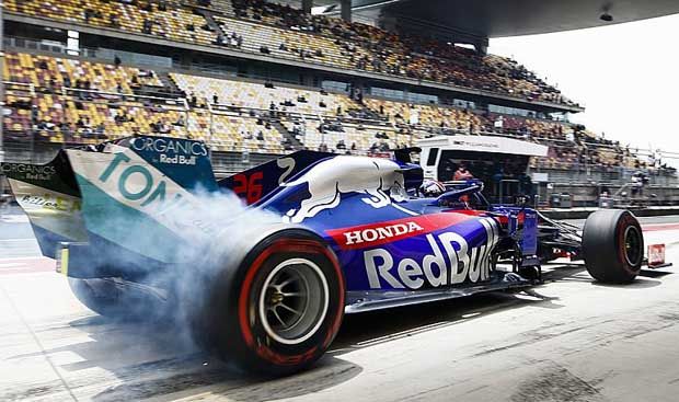 Red Bull Jajal Mesin...