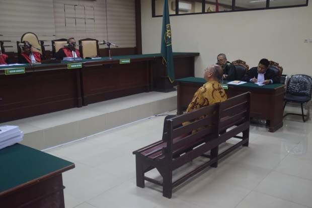 Bupati Malang Nonaktif...