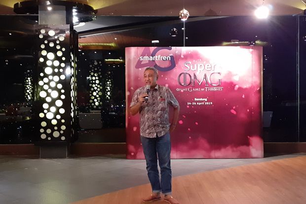 Smartfren Kerahkan BTS...