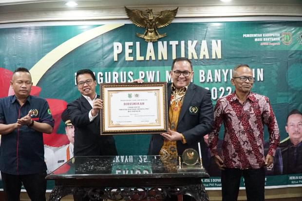 Bupati Muba Dodi Reza...