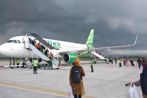 Tiket Pesawat Masih...