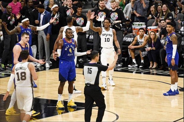 Spurs Paksa Nuggets...